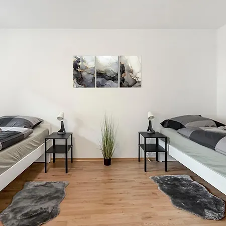 Schoene 3-zimmer-wohnung In *